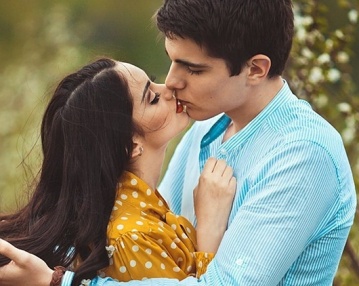 Apprendre et perfectionner son baiser avec une femme russe