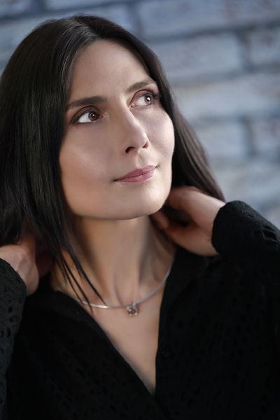 [ru]Елена[/ru][fr]Elena[/fr]
