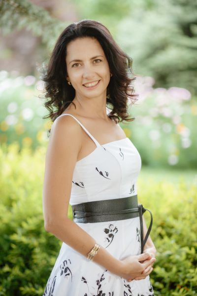 [ru]Светлана[/ru][fr]Svetlana[/fr]